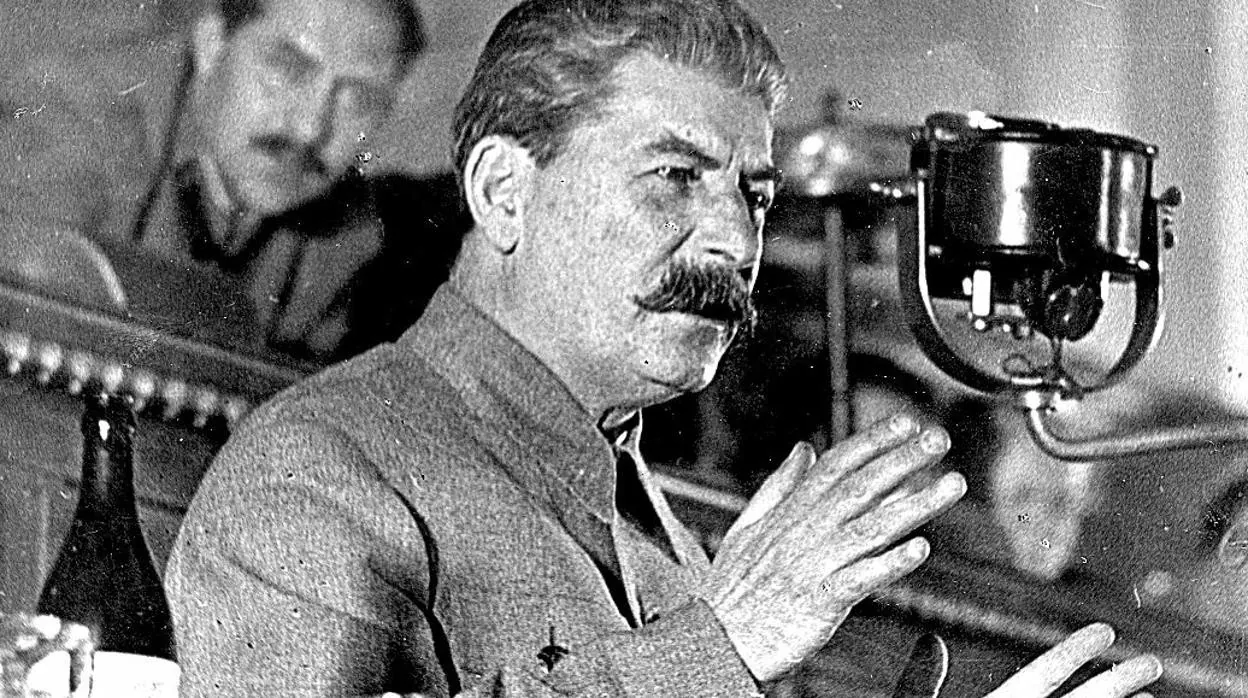 Josif V.D. Stalin