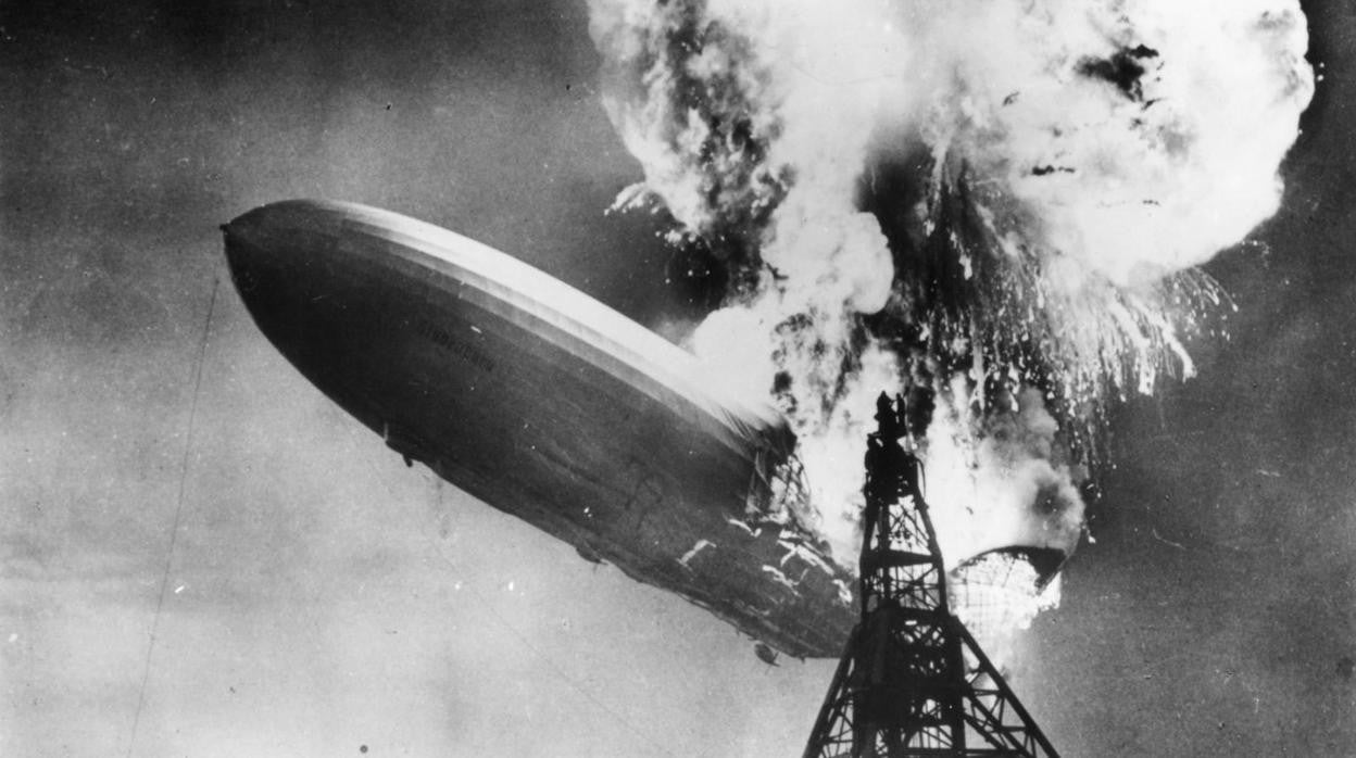 El Hindenburg, en el momento del accidente