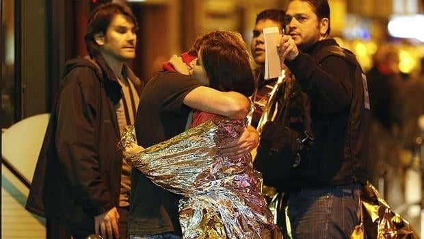 Estado Islámico reivindica los atentados de París: «No viviréis en paz»