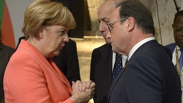 Merkel se reunirá con Hollande el miércoles en París