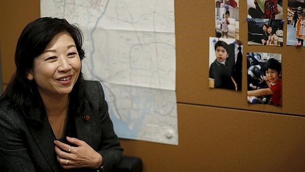 Una aspirante a primera ministra de Japón no convocará reuniones a primera hora si llega al poder