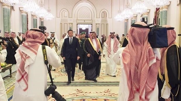 Matteo Renzi, durante su visita a Arabia Saudí el pasado noviembre