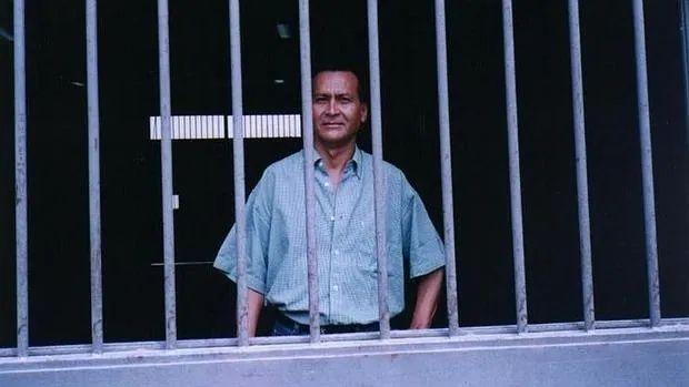 Demetrio Limoniel Chávez Peñaherrera, alias «Vaticano», en la prisión en 2001