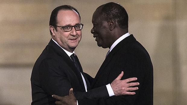 Hollande recibe a su homólogo de Costa de Marfil, Alassane Ouattara, este jueves en París