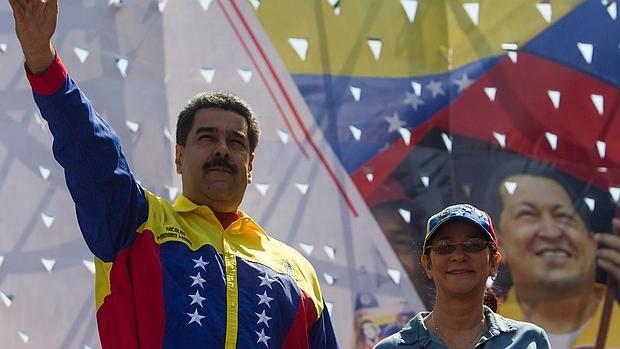 Maduro revela su contraataque a la oposición y anuncia la creación de un «carné bolivariano»