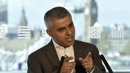 Sadiq Khan, candidato a la alcaldía londinense