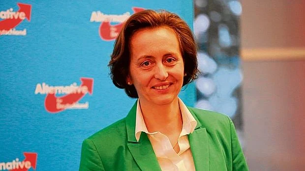 Beatrix von Storch en un acto público tras la elecciones de Baden-Wattemberg