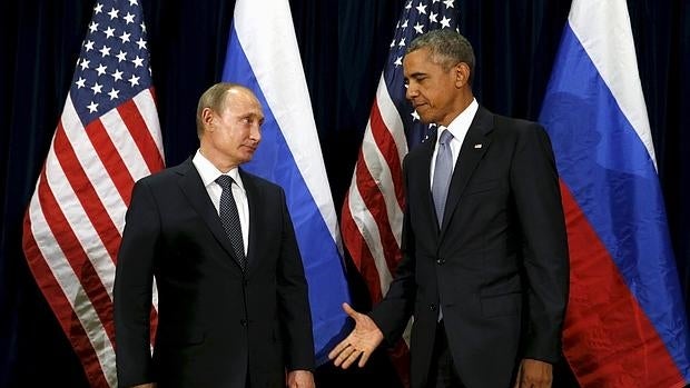 Foto de 2015 en la que aparecen Putin y Obama