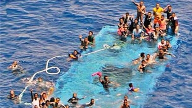 Al menos 15 inmigrantes mueren en un naufragio en el Canal de Sicilia