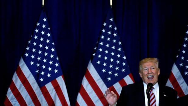 El «establishment» quiere moderar la política de Trump desde el Congreso