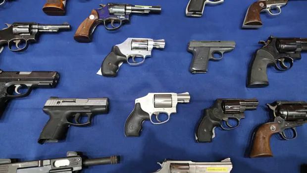 Varias armas fueron incautadas el año pasado en una operación contra el tráfico de armas en Nueva York