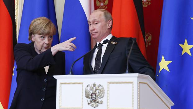 Merkel y Putin el año pasado durante una visita de la canciller a Moscú