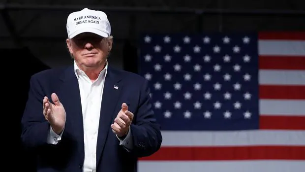 Donald Trump durante un acto de campaña en Michigan el 19 de agosto