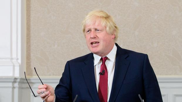 Boris Johnson presenta a May sus líneas rojas del Brexit