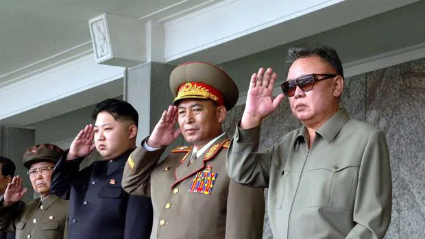 Las locuras de Kim Jong-un y de su difunto padre