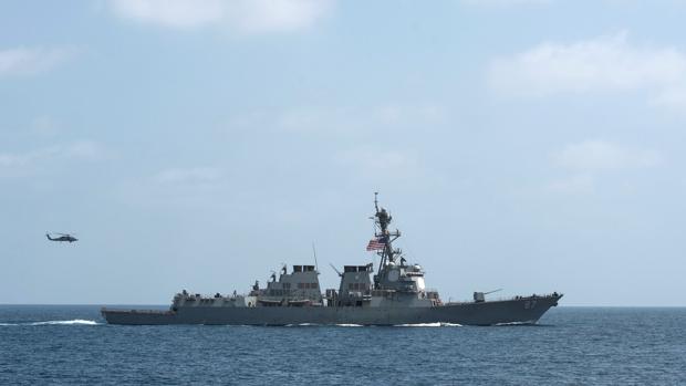 El USS Mason, durante unas maniobras en el Golfo de Omán
