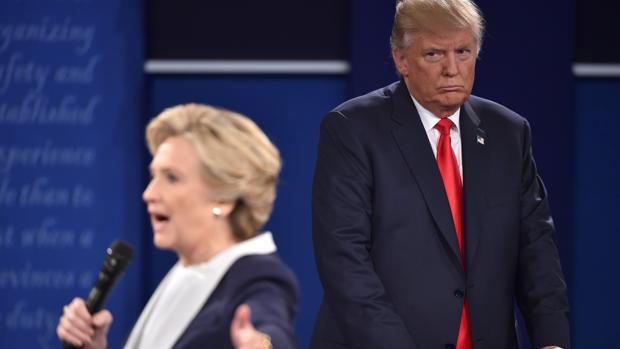 Trump sugiere que Clinton fue drogada al debate televisado