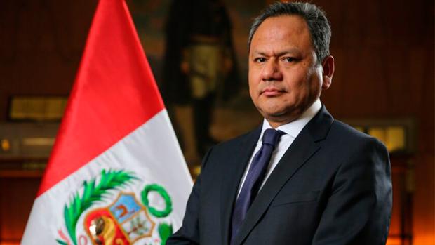 El ministro de Defensa peruano, Mariano González, ha renunciado a su cargo este lunes