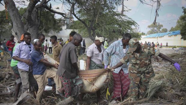 Traslado de los cuertpos de los fallecidos en la última acción de Al Shabaab