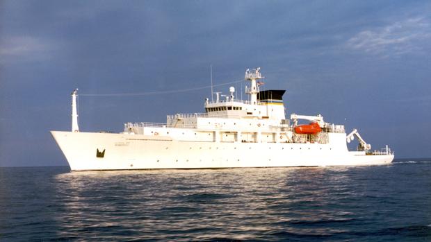 El «USNS Bowditch», un barco científico oceanográfico