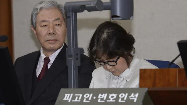 La «Rasputina» de Corea del Sur niega todos los cargos en la primera sesión del juicio
