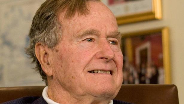 George Bush padre recibe el alta tras 16 días ingresado