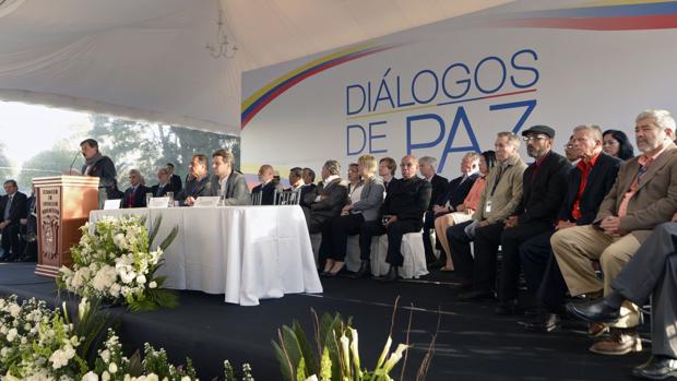 El Gobierno de Colombia y el ELN comienzan las negociaciones de paz en ...