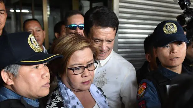 Arrestada una de las principales figuras críticas con el presidente filipino Duterte