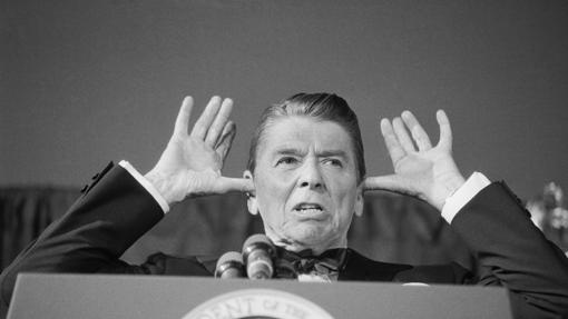 En 1983, Reagan acudió con normalidad a la cena de corresponsales y demostró su personal sentido del humor