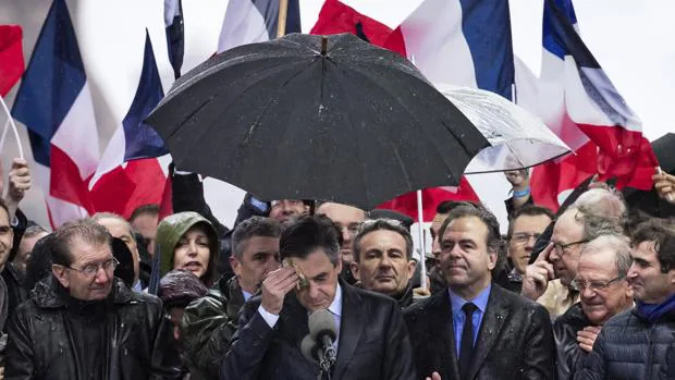 François Fillon, en la manifestación en su favor en la plaza del Trocadero de París