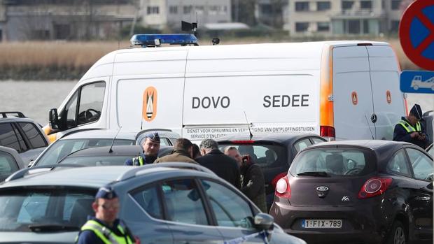 Detenido un hombre por intentar entrar en una calle comercial de Amberes con un coche a gran velocidad