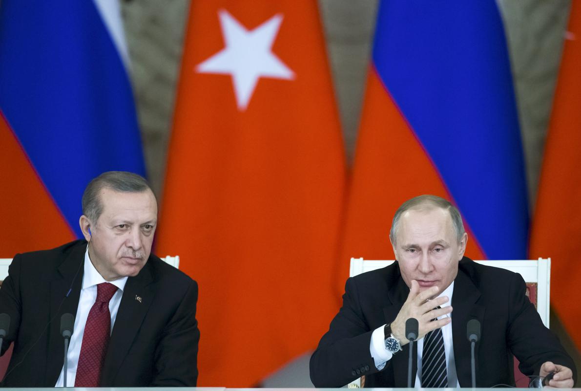 Erdogan con Vladímiir Putin, durante una visita al Kremlin