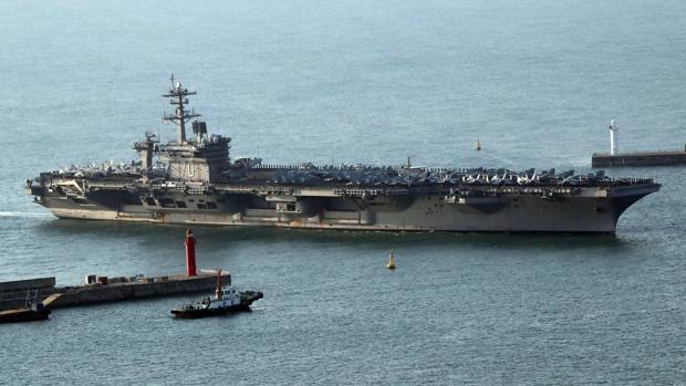 El portaaviones Carl Vinson de EE.UU. en el puerto de Busan, Corea del Sur, el pasado mes de marzo