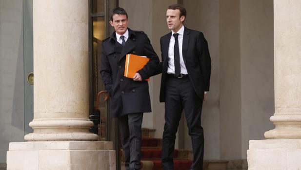 Macron invita a Valls a unirse a sus filas