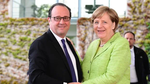 Merkel se despidió de Hollande en la Cancillería de Berlín