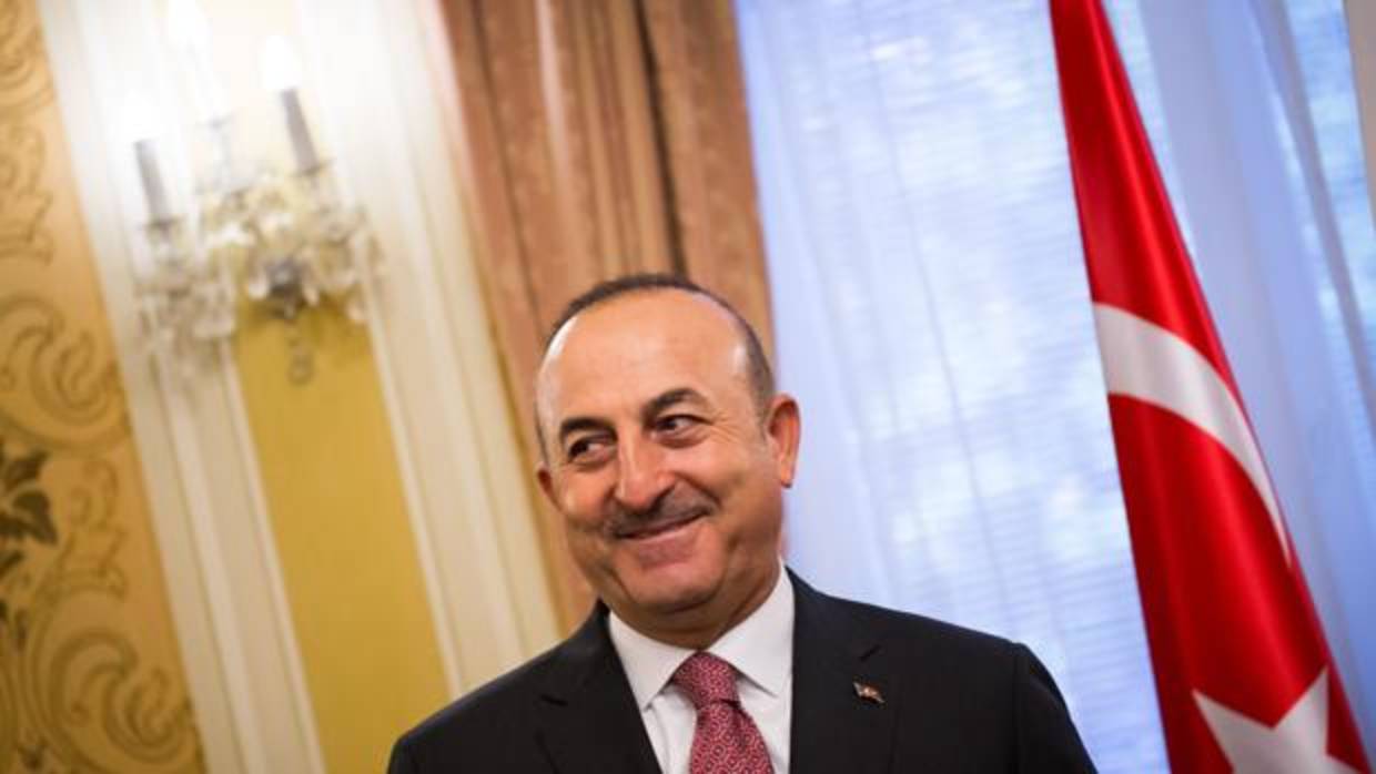 El ministro de Exteriores de Turquía, Mevlut Cavusoglu