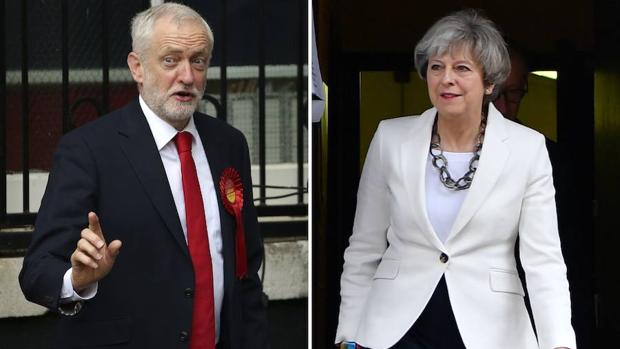 El líder de la oposición, el laborista Jeremy Corbyn, y la primera ministra británica, Theresa May