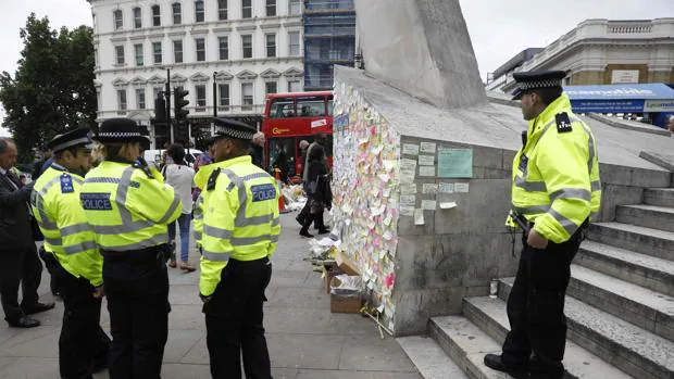 Imagen de archivo de la Policía británica en el lugar de los atentados de Londres