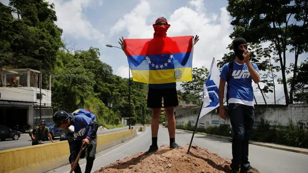 Otro menor de edad tiroteado en la protesta de los estudiantes venezolanos