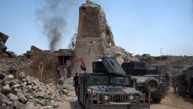 Daesh utiliza a mujeres suicidas para resistir en su último reducto