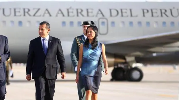 El expresidente de Perú, Ollanta Humala, y su mujer, Nadine Heredia, durante una visita a España en 2015