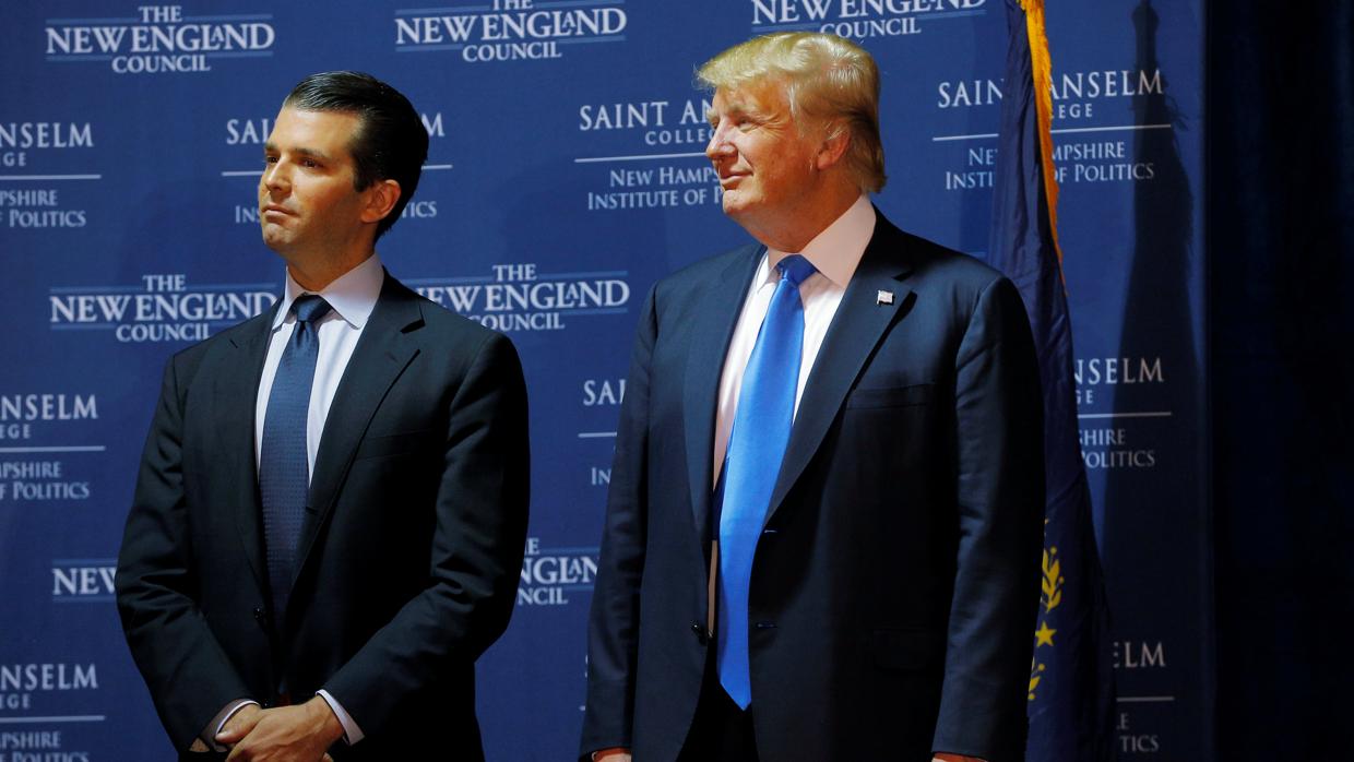 El presidente de EE.UU.., donald Trump, junto a su hijo, Donald Trump Jr.