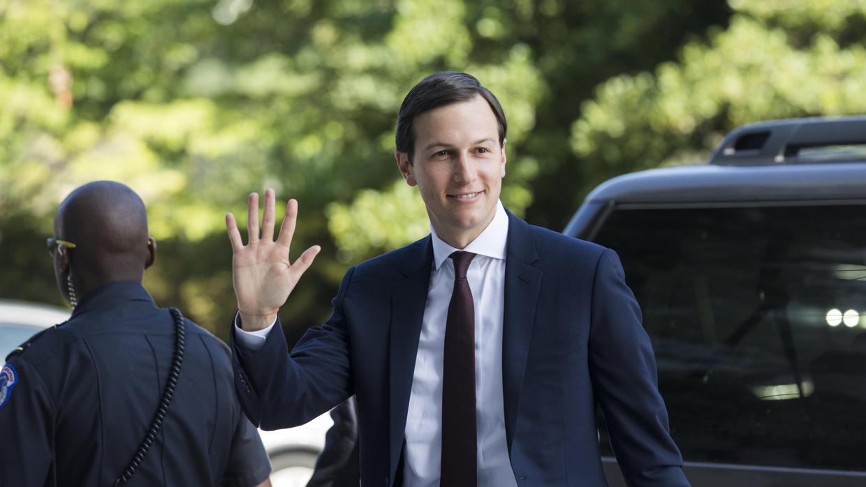 Jared Kushner a su llegada al Comité de Inteligencia del Senado