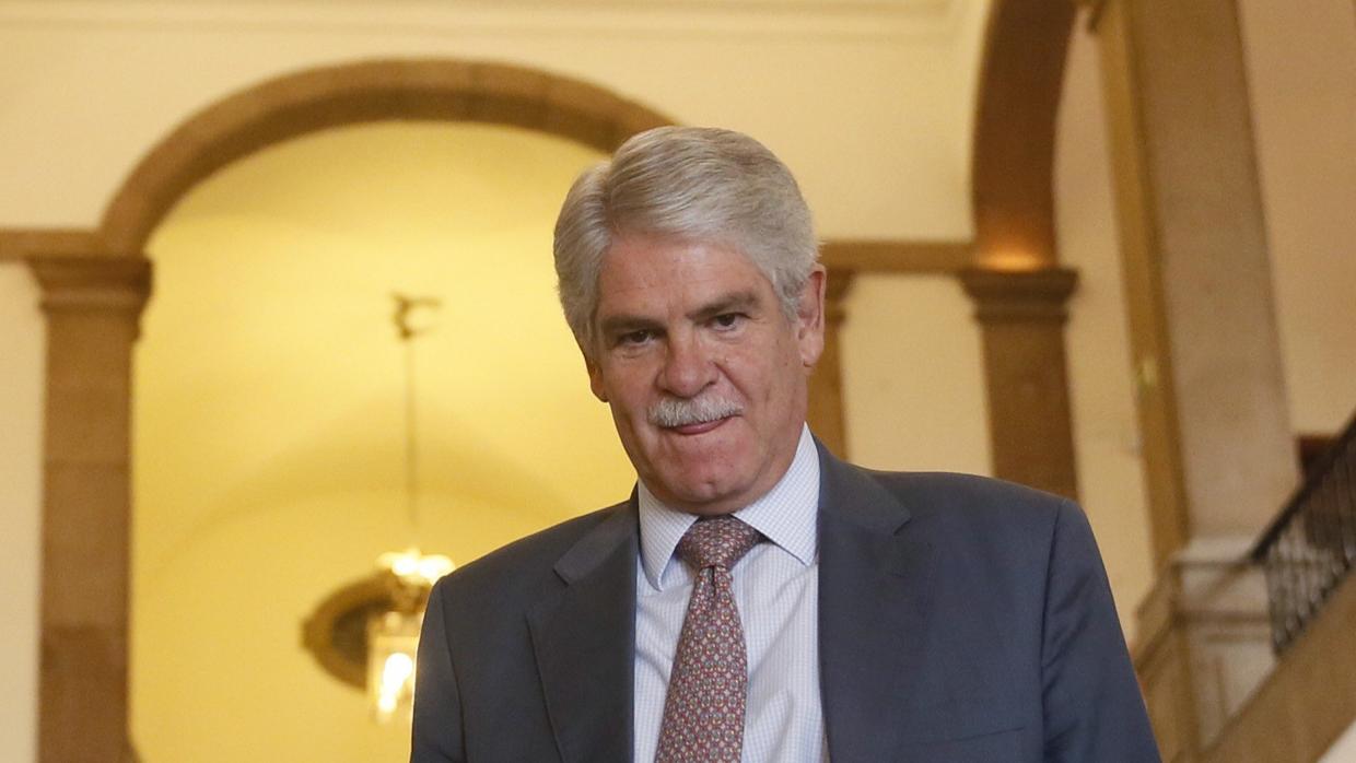 El ministro de Asuntos Exteriores, Alfonso Dastis, propondrá a la jefa de la diplomacia europea, Federica Mogherini, adoptar «medidas adicionales restrictivas» para Venezuela