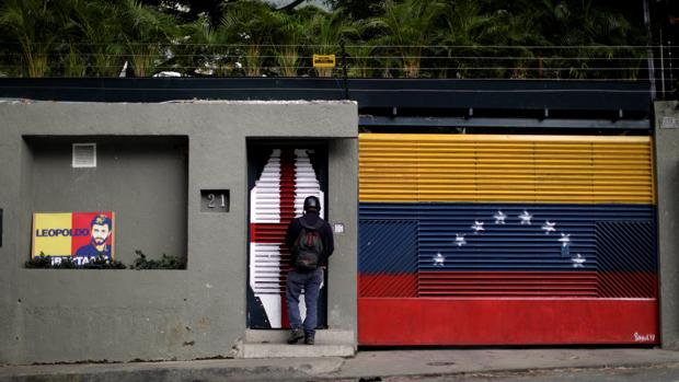 Maduro vuelve a encarcelar a dos símbolos de la democracia