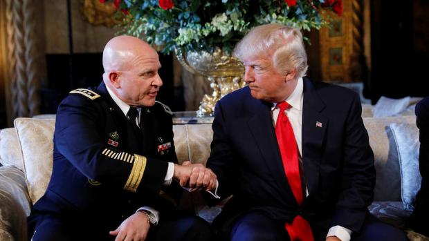 Trump amenaza a Corea del Norte con «fuego» y «furia» si desafía a Estados Unidos