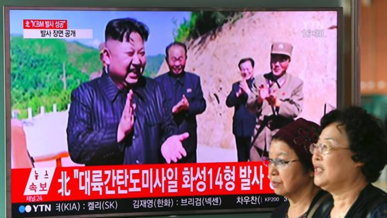 El líder norcoreano Kim Jong-un, durante una aparción en televisión
