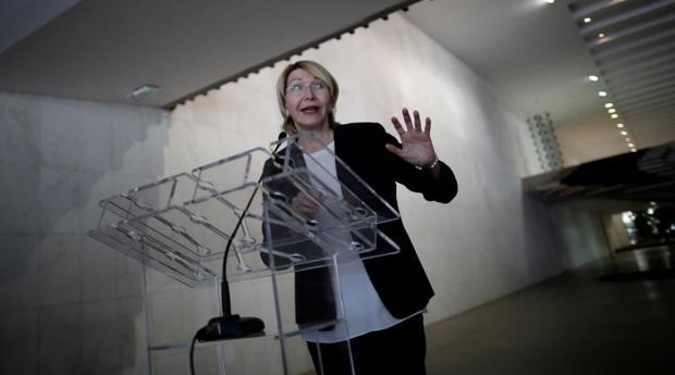 La exfiscal general venezolana huida denuncia que Maduro ha enviado sicarios en su busca