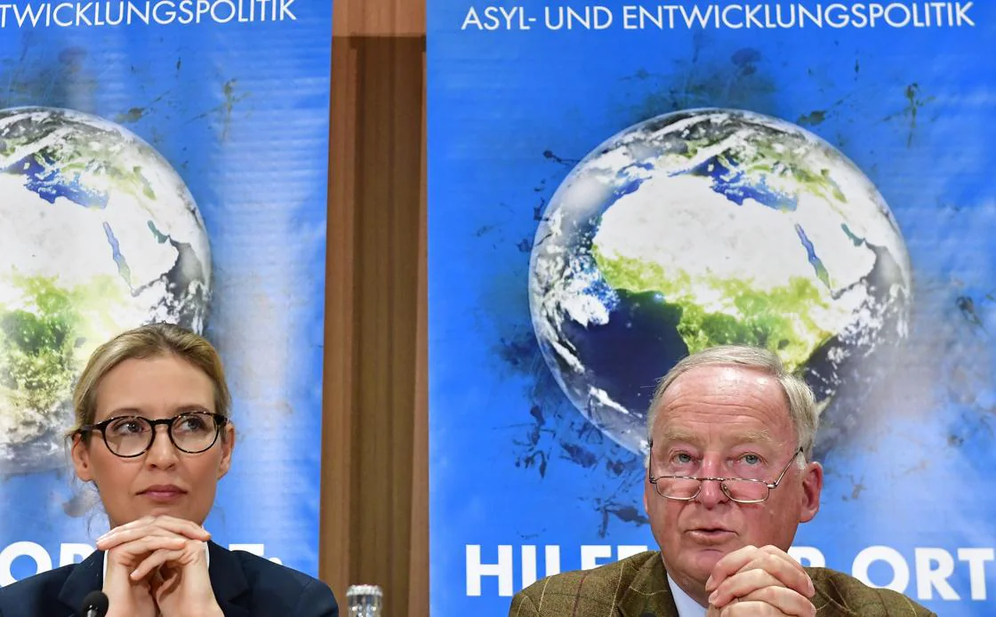 Los dos líderes del partido ultraderechista alemán, Alice Weidel y Alexander Gauland