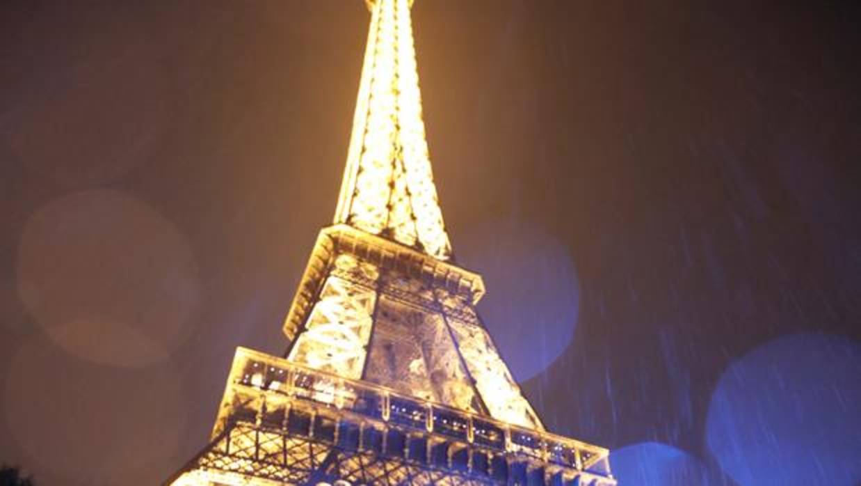 Detenido un hombre cerca de la Torre Eiffel tras un «incidente» de seguridad